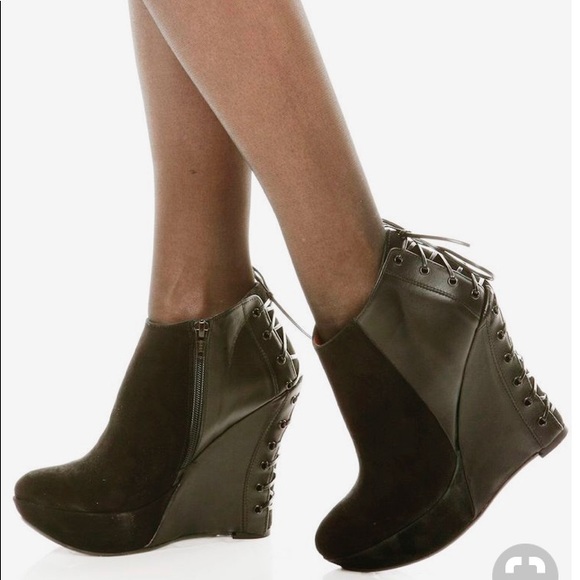 L’estrosa Madge Wedge Corset Booties size 8M - Picture 5 of 6